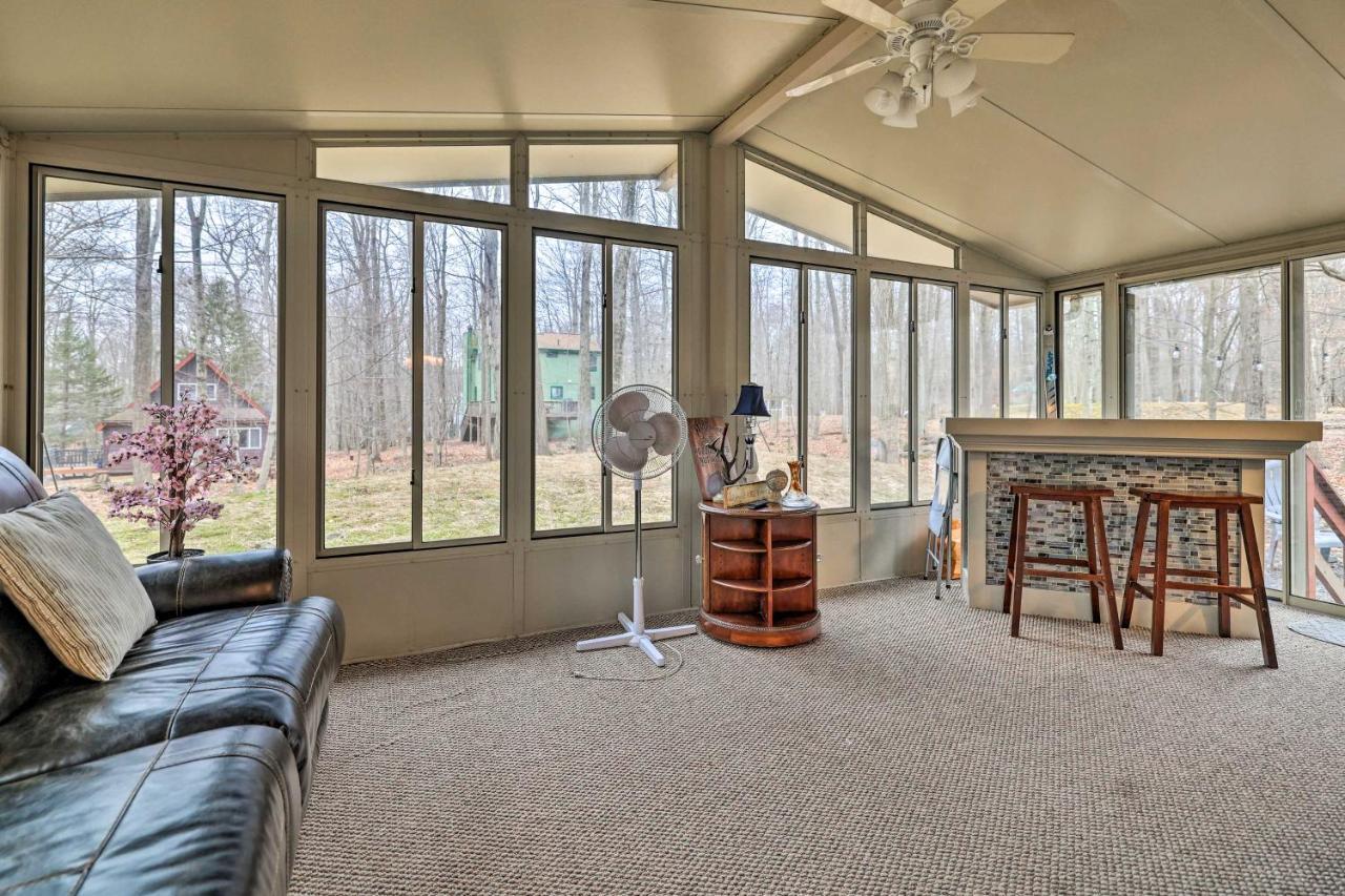 Poconos Vacation Home Walk To Locust Lake! Pocono Lake ภายนอก รูปภาพ
