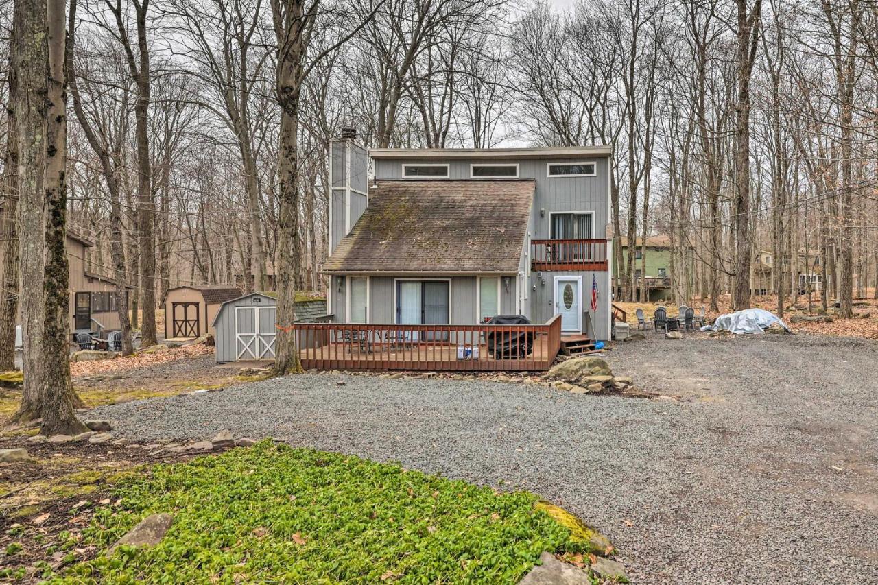 Poconos Vacation Home Walk To Locust Lake! Pocono Lake ภายนอก รูปภาพ